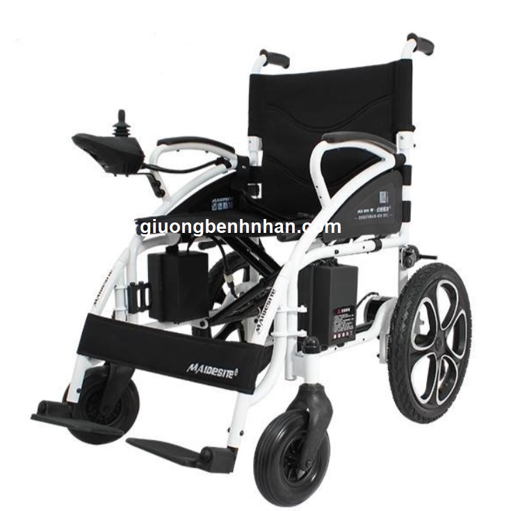 Hướng dẫn bạn những tiêu chí quan trọng để chọn lựa xe lăn cho người lớn tuổi